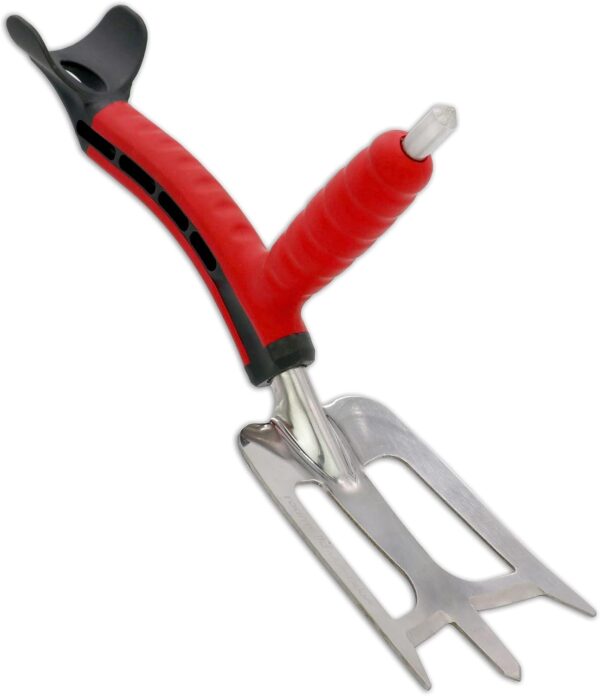 Dual grip hand cultivator.