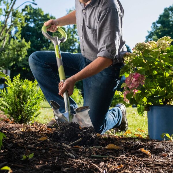 Radius Gardening Shovel