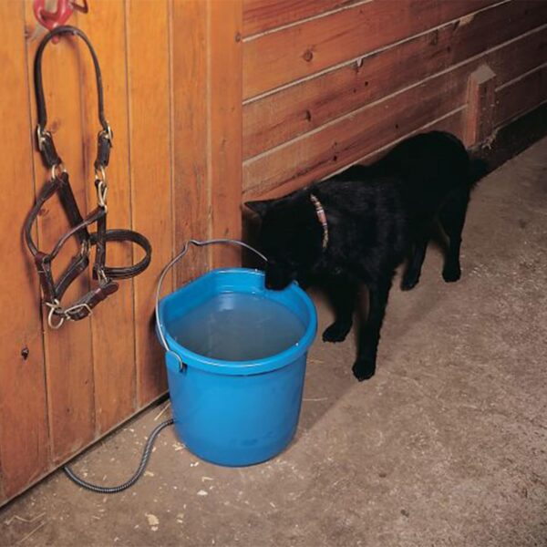 Blue Heated Bucket - 5 gal