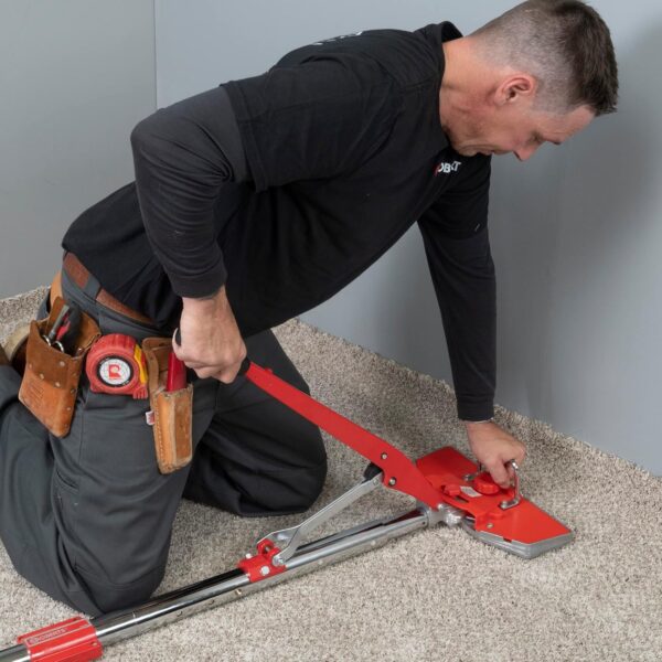 Lever Action Carpet Stretcher