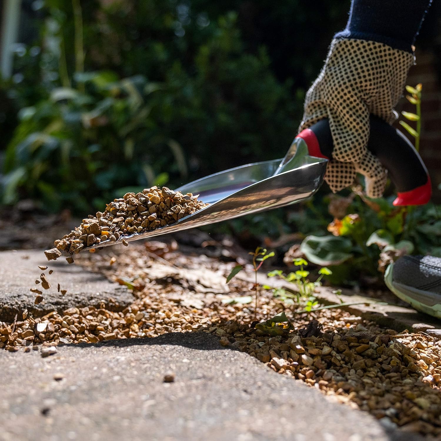 Radius Ergonomic Garden Scooper - Image 4