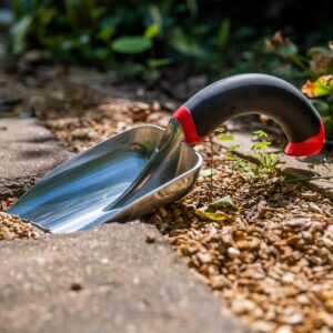 Radius Ergonomic Garden Scooper